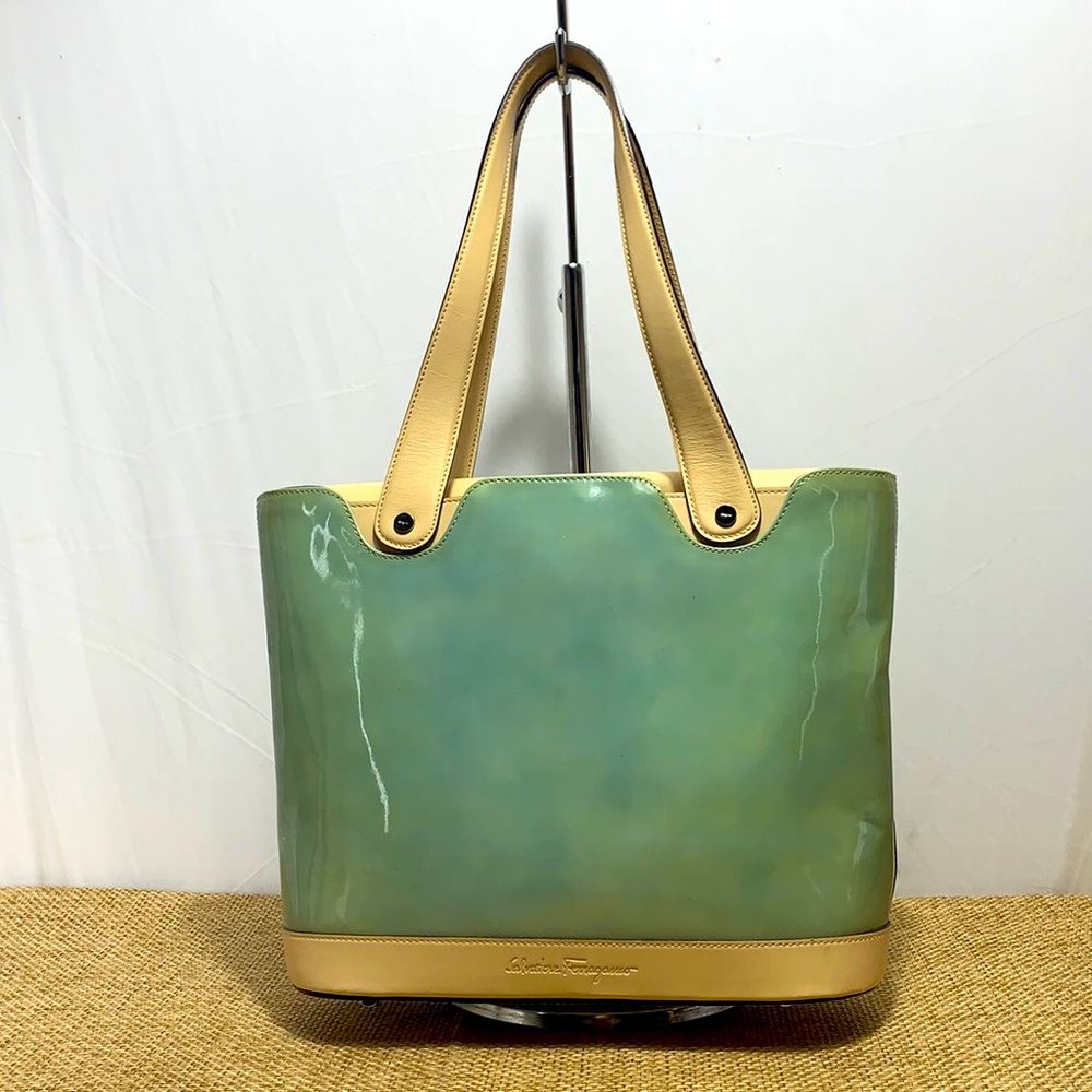 Salvatore Ferragamo leather Handbag